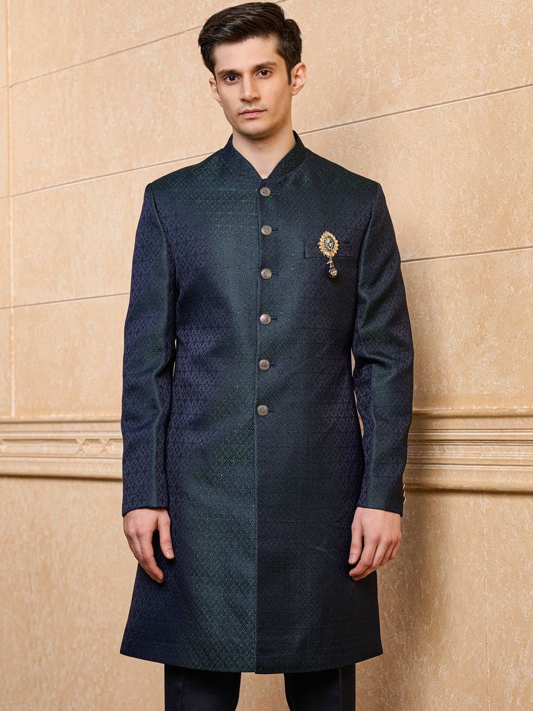 Tasva Embroidered Mandarin Collar Sherwani