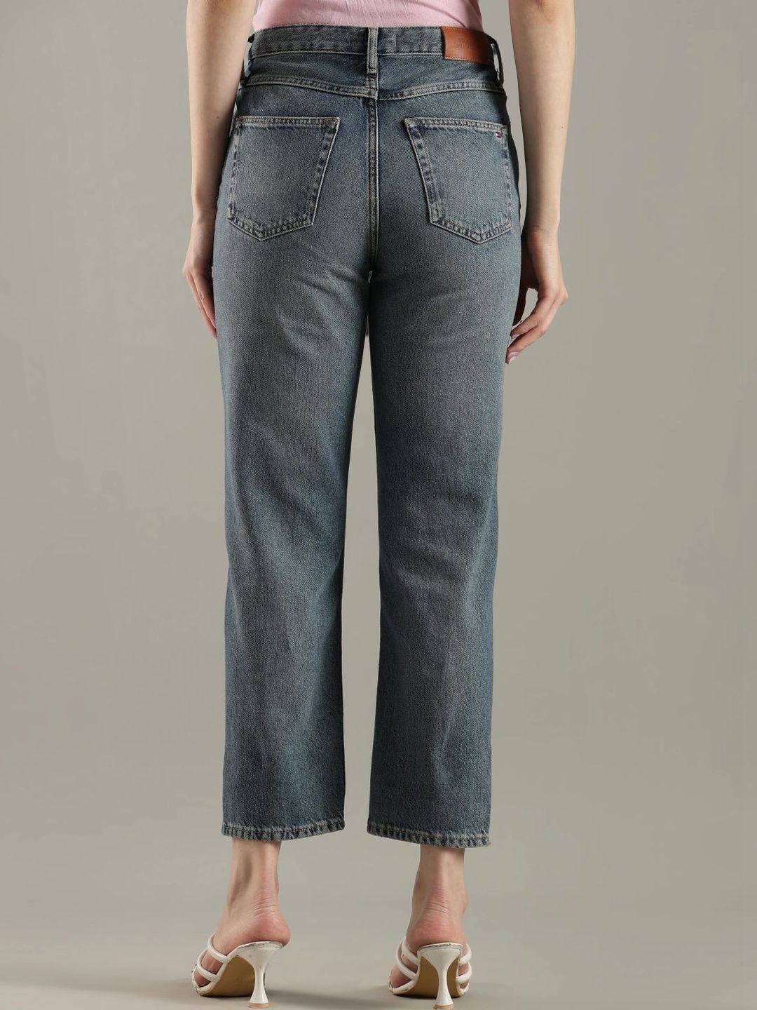Regular Fit High-Rise Light Fade Jeans