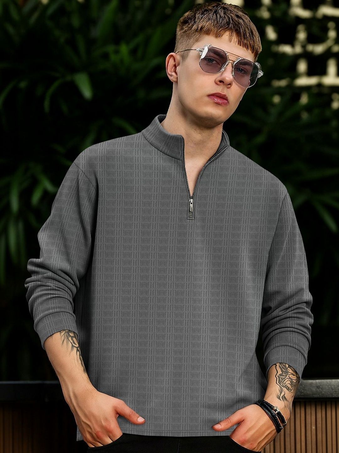 KAJARU Men High Neck T-shirt