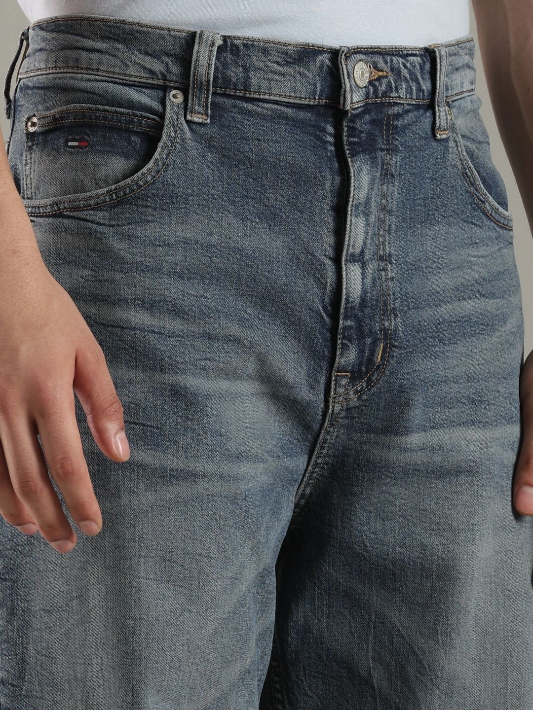 Relaxed Fit Mid-Rise Light Fade Jeans
