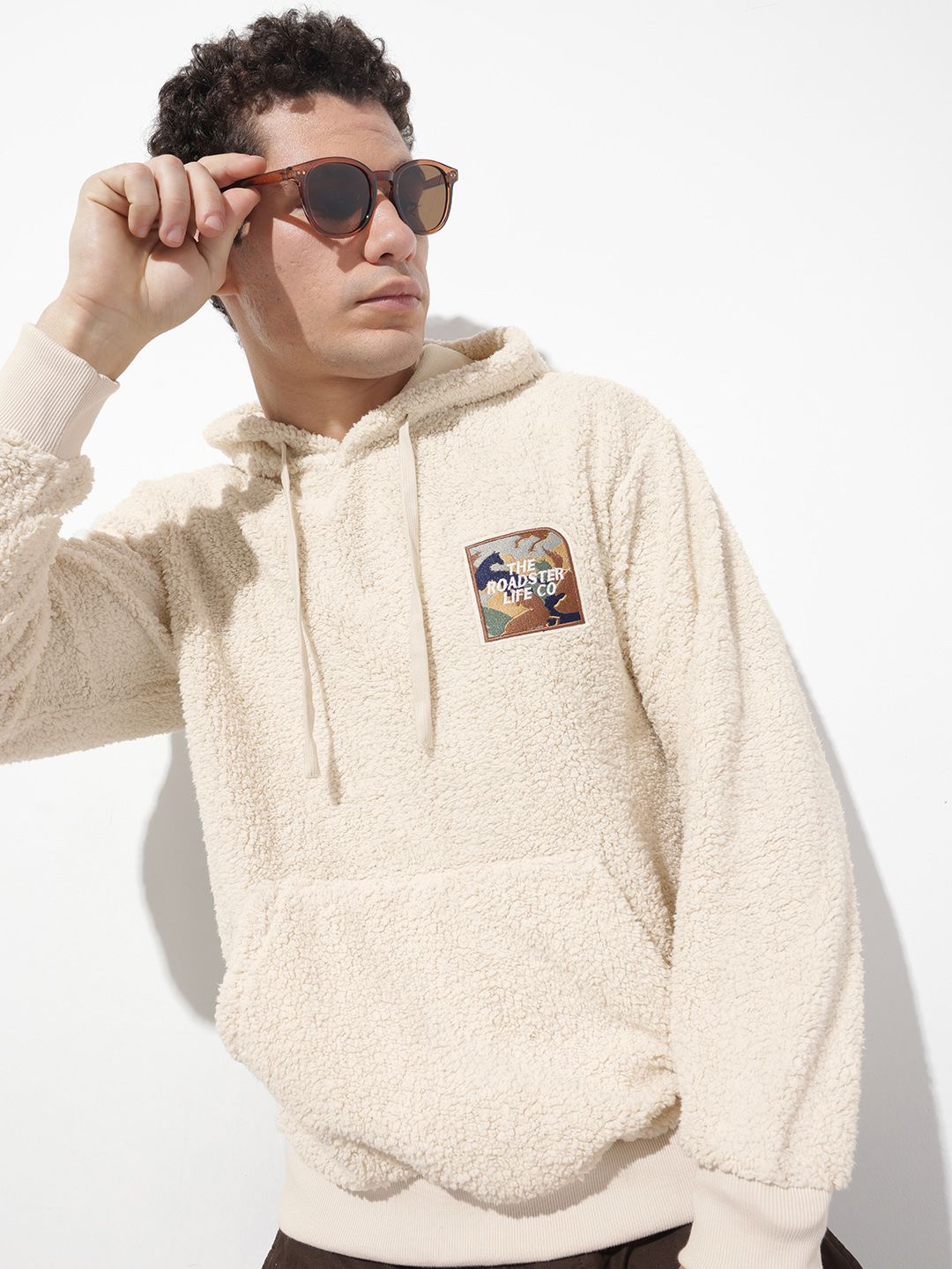 The Roadster Life Co. Applique Detail Fleece Hooded Sweatshirt