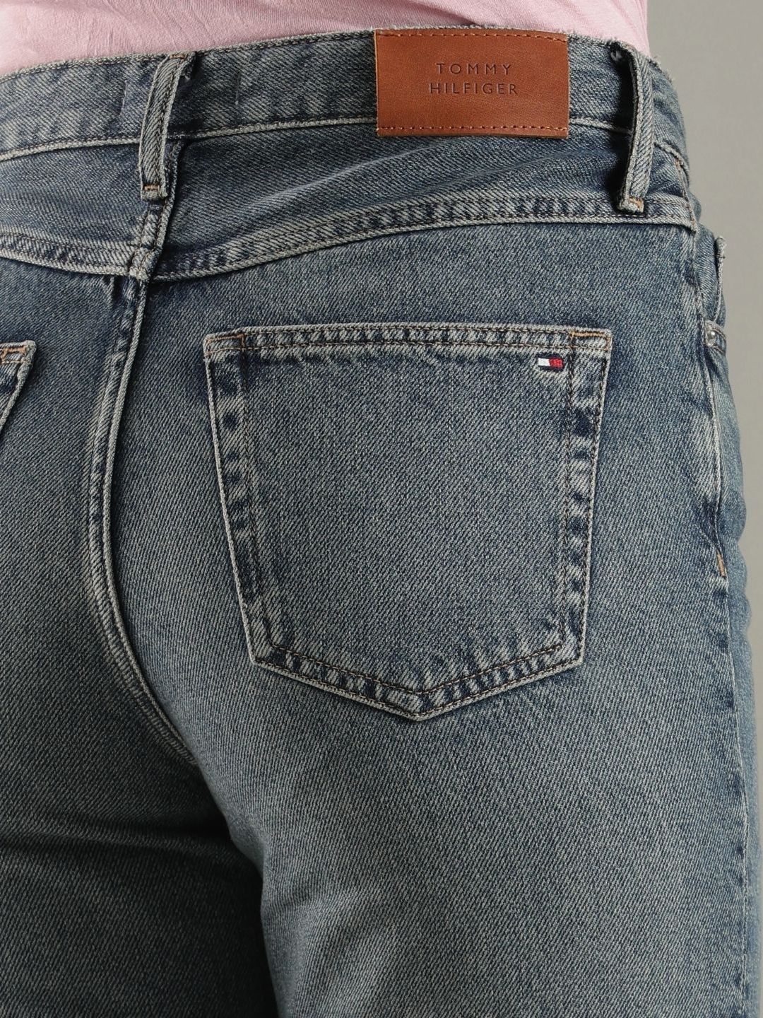 Regular Fit High-Rise Light Fade Jeans