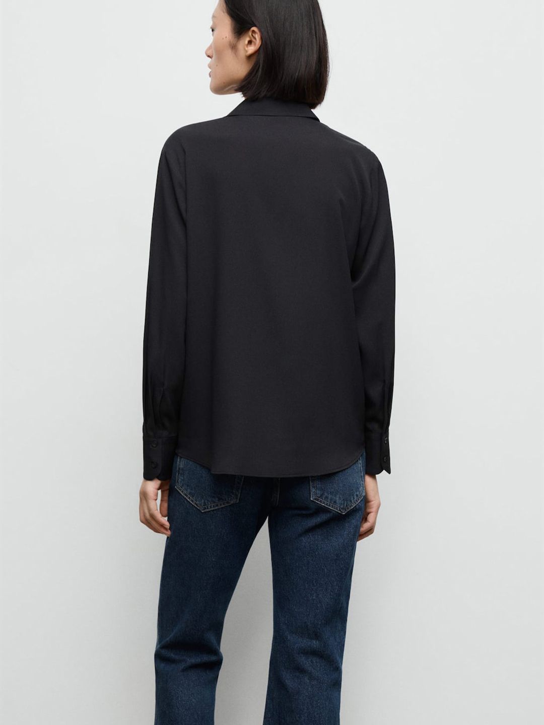 Spread Collar Casual Shirt