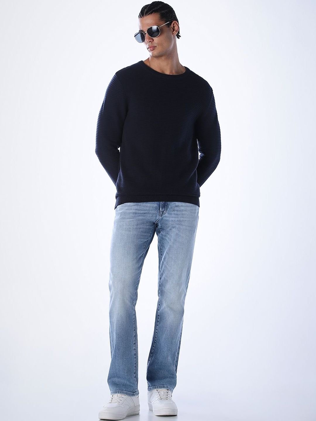 Regular Fit Low-Rise Light Fade Stretchable Jeans