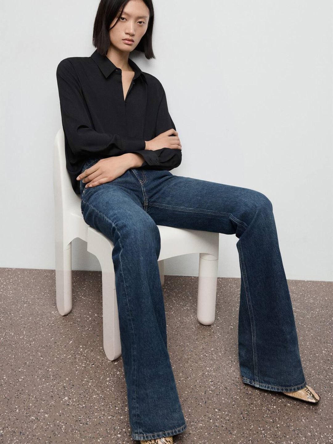 Spread Collar Casual Shirt
