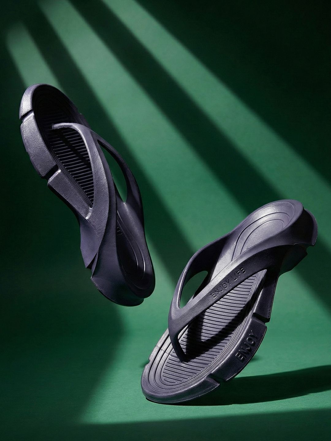 glitchez Men Thong Flip-Flops