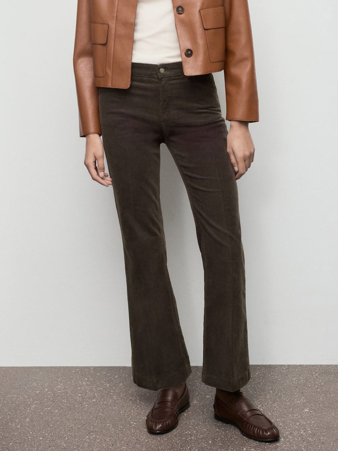 Flared Mid-Rise Stretchable Corduroy Jeans