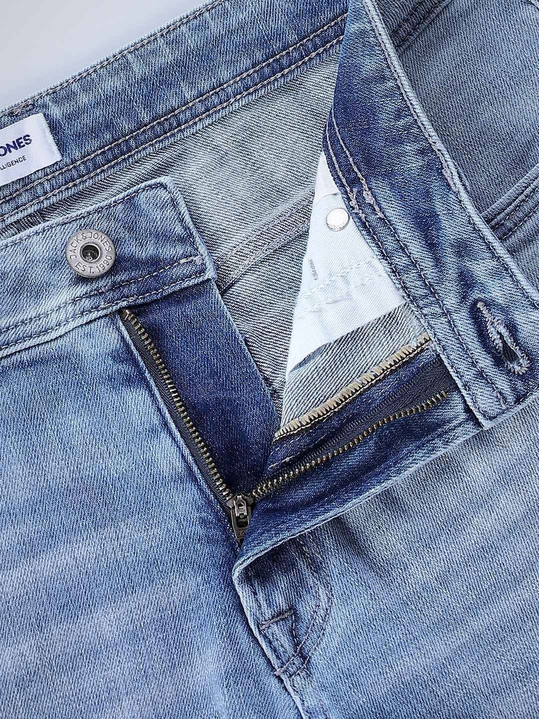 Regular Fit Low-Rise Light Fade Stretchable Jeans