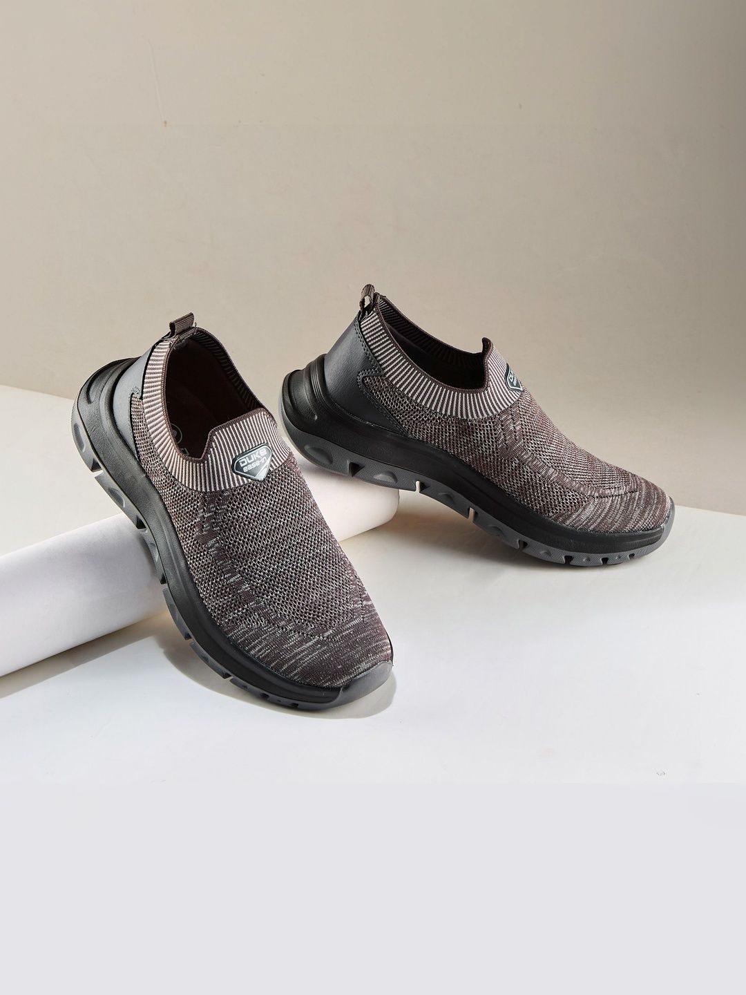 Duke Men Textile Walking Shoes