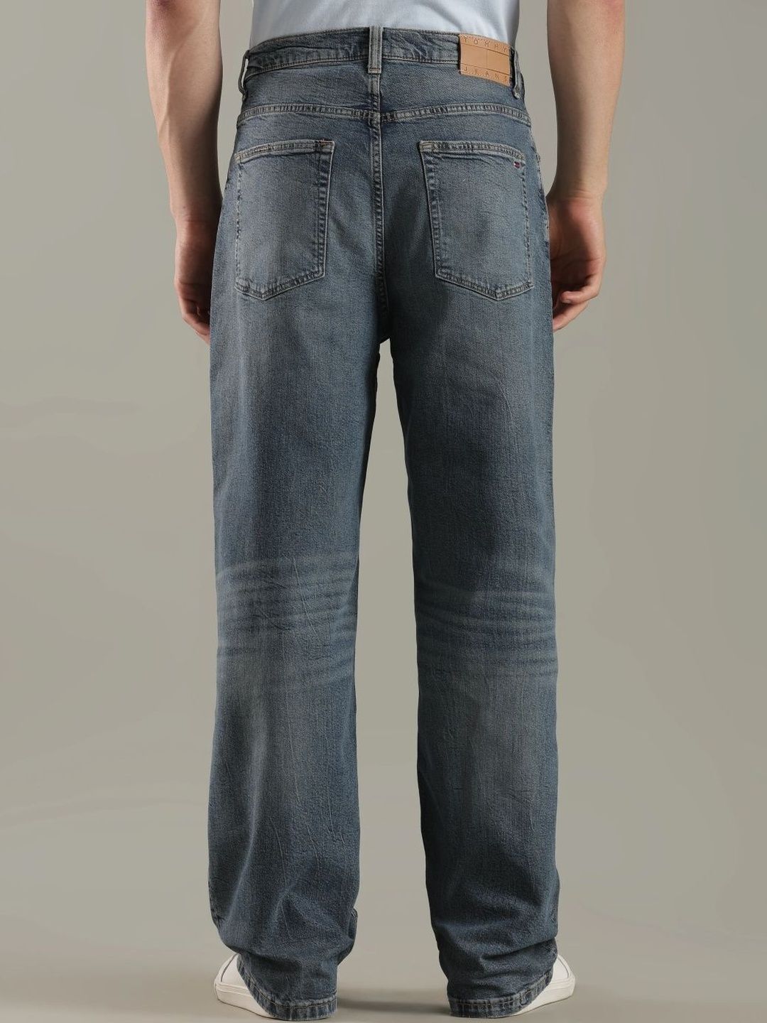 Relaxed Fit Mid-Rise Light Fade Jeans