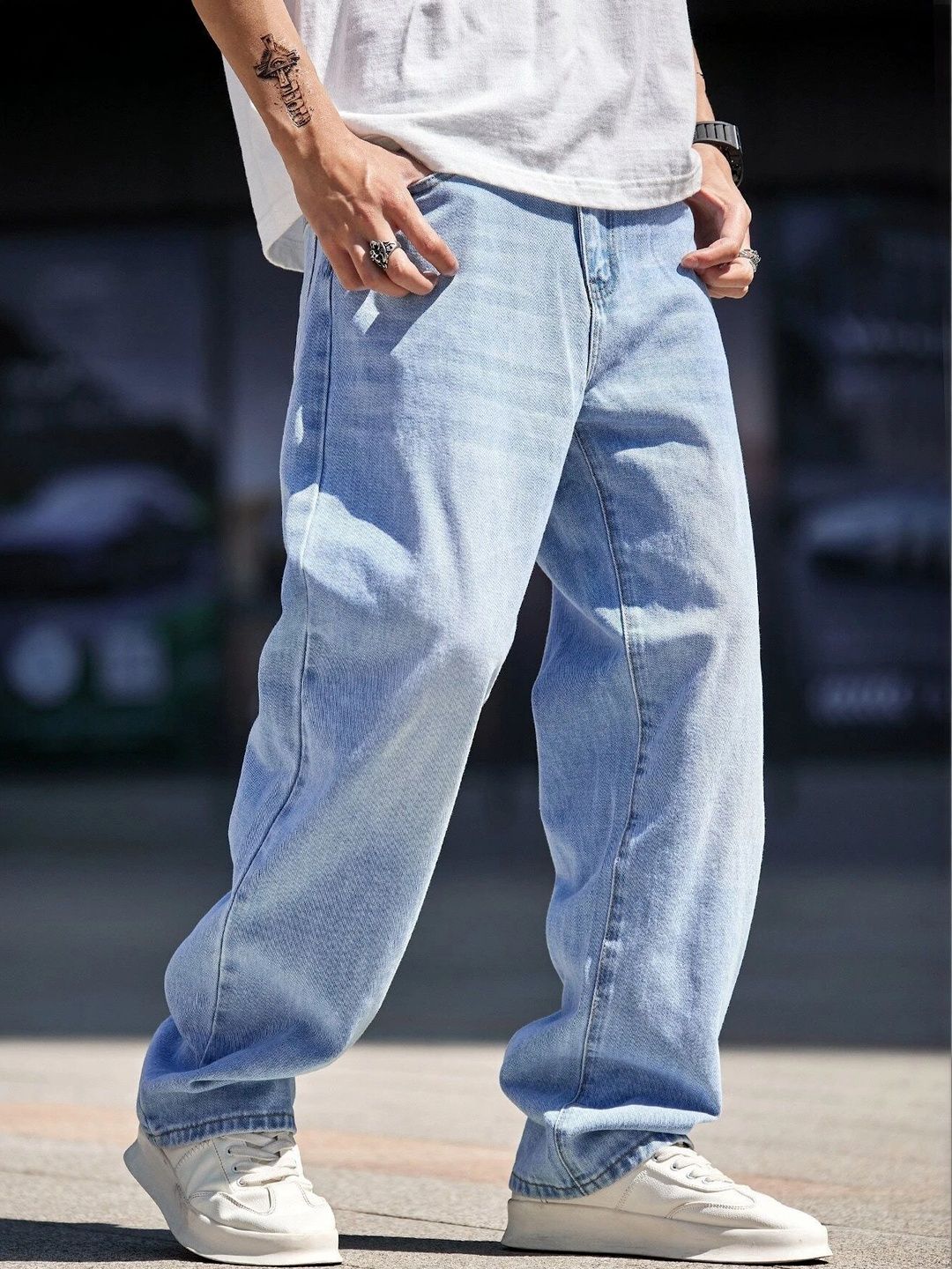 LERIYA FASHION Men Relaxed Fit High-Rise Light Fade Stretchable Jeans