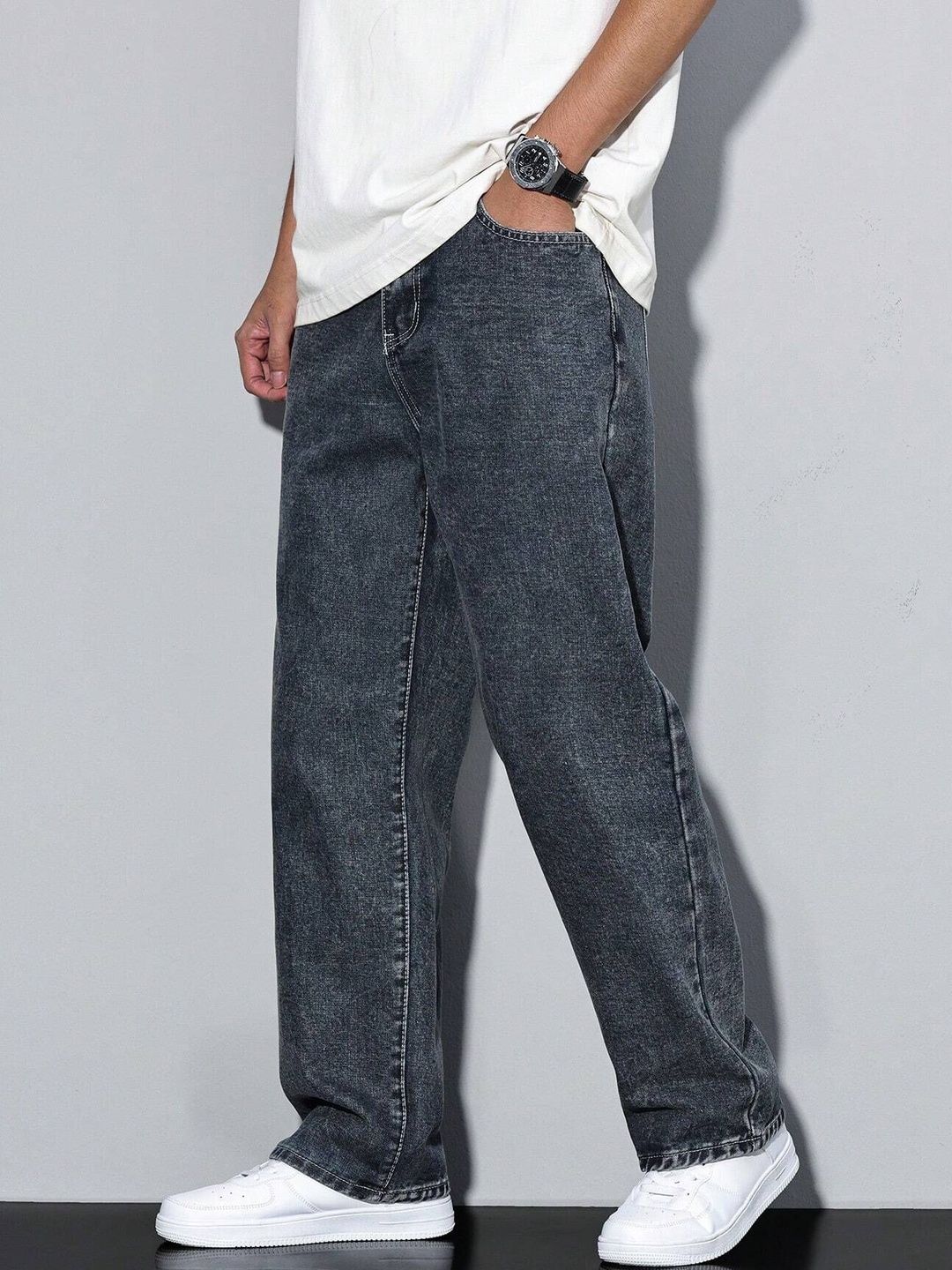 LERIYA FASHION Men Relaxed Fit High-Rise Light Fade Stretchable Jeans