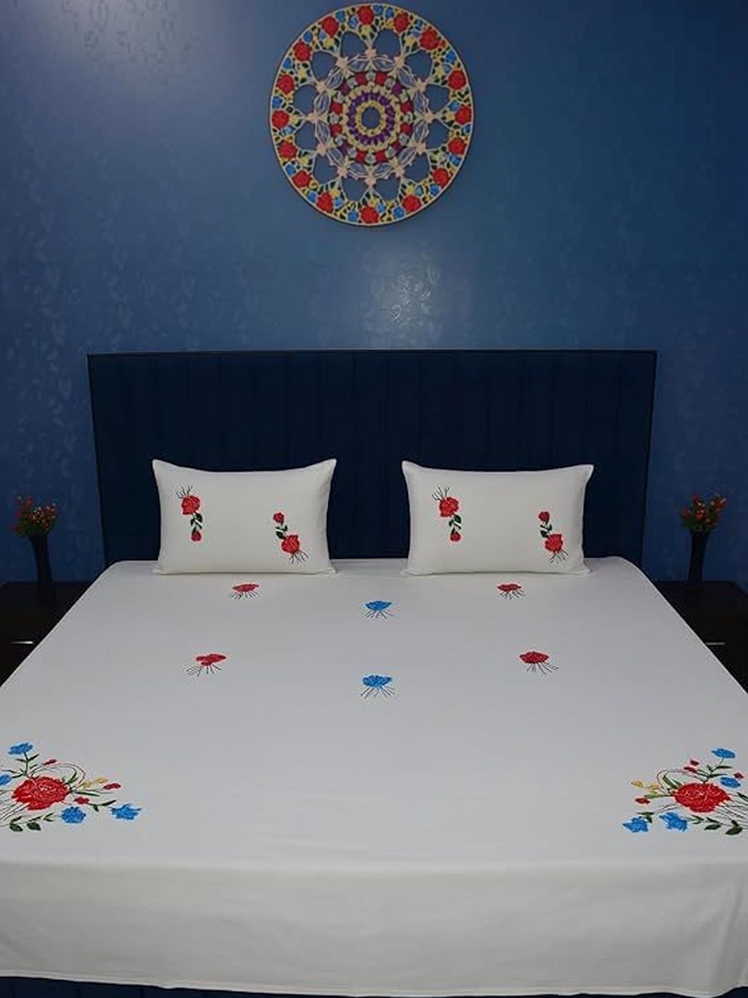 Swadha The Art of handcrafted  Love White & Blue Polycotton 3 Piece Double Bedding Set