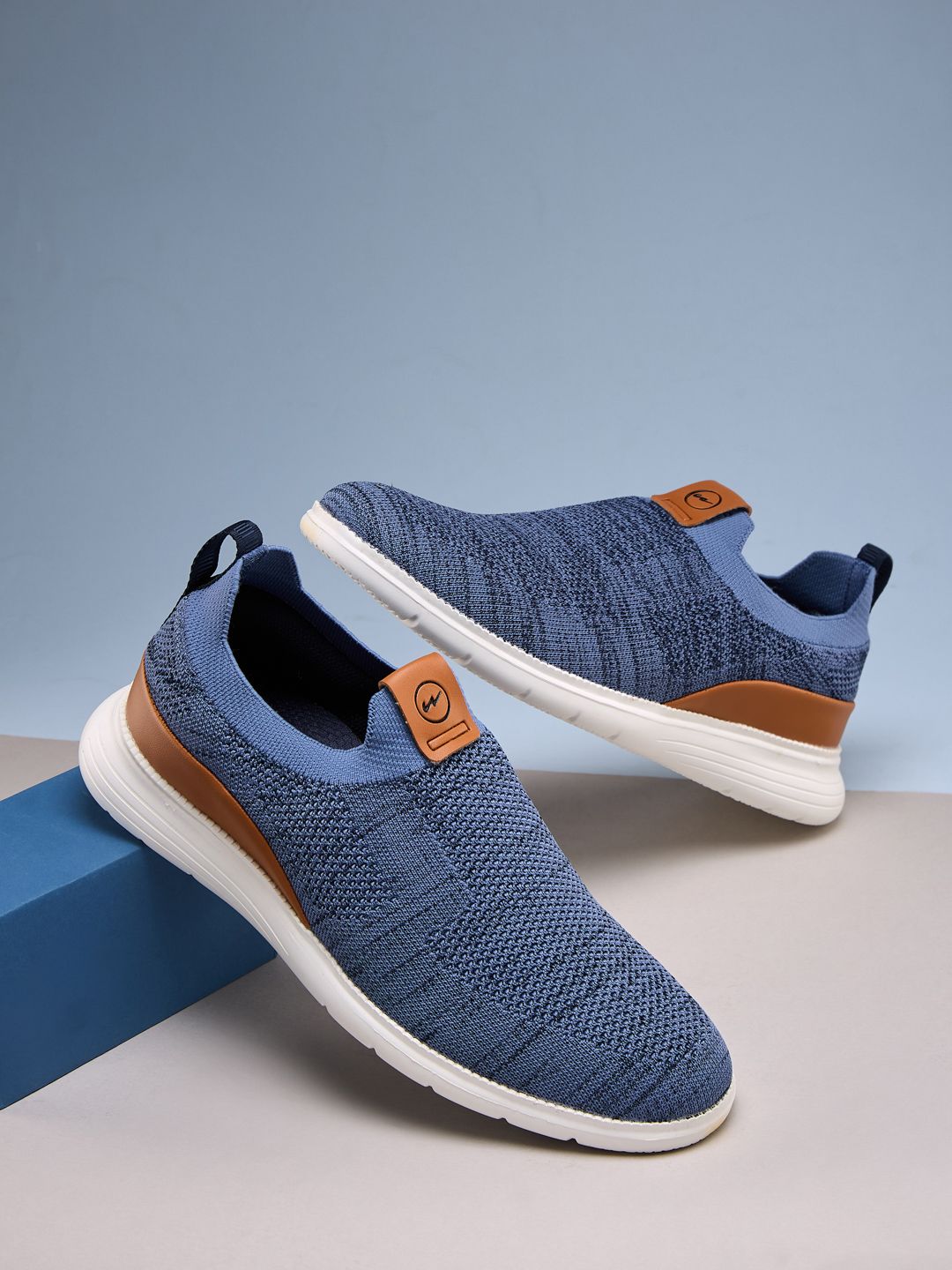 Campus Men CHALK Woven Design Slip-On Sneakers