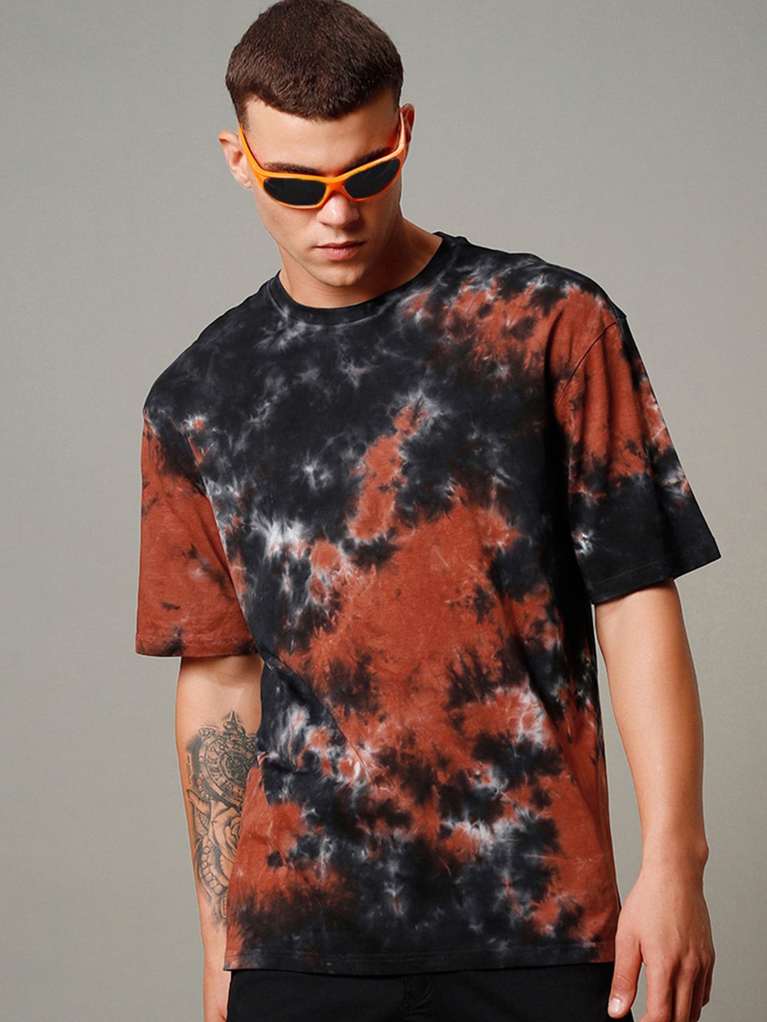 Bewakoof Tie and Dye Printed Drop-Shoulder Pure Cotton Oversized T-shirt