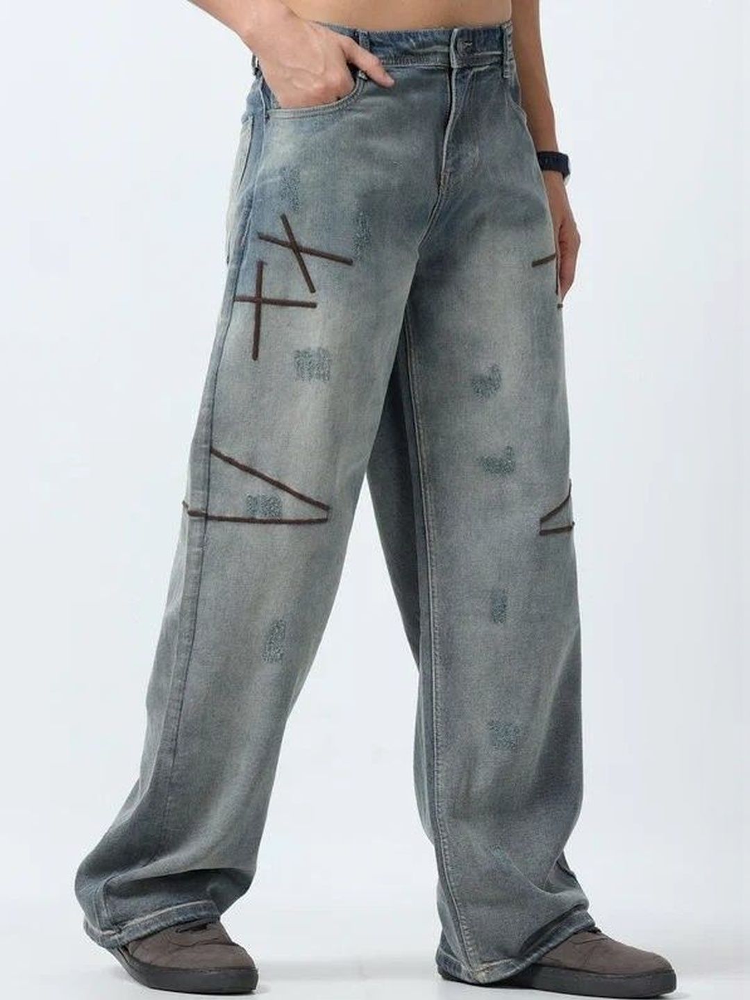LERIYA FASHION Men Relaxed Fit Mid-Rise Mildly Distressed Light Fade Stretchable Jeans