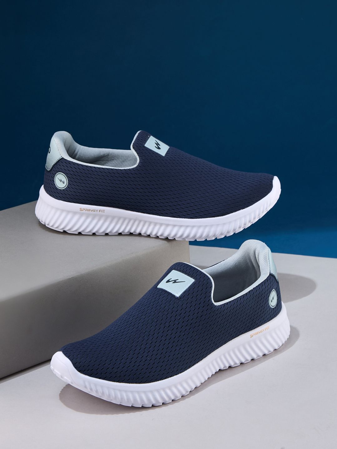 Campus OXYFIT (N) Men Slip-On Walking Shoes