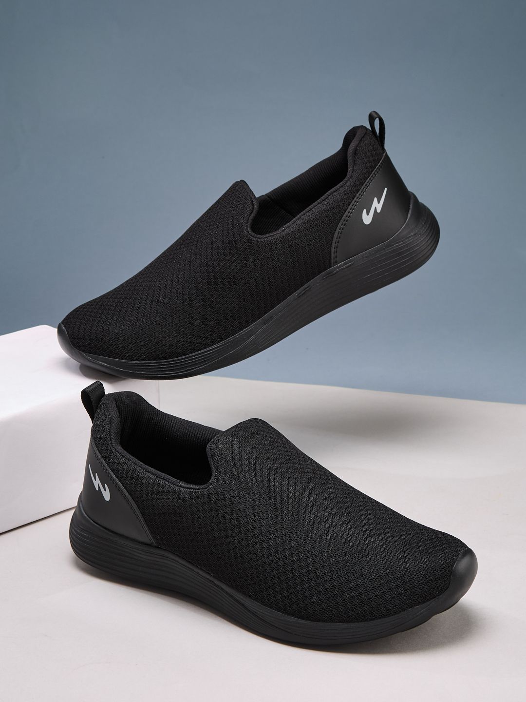 Campus SHUTTLE Men Slip-On Walking Shoes