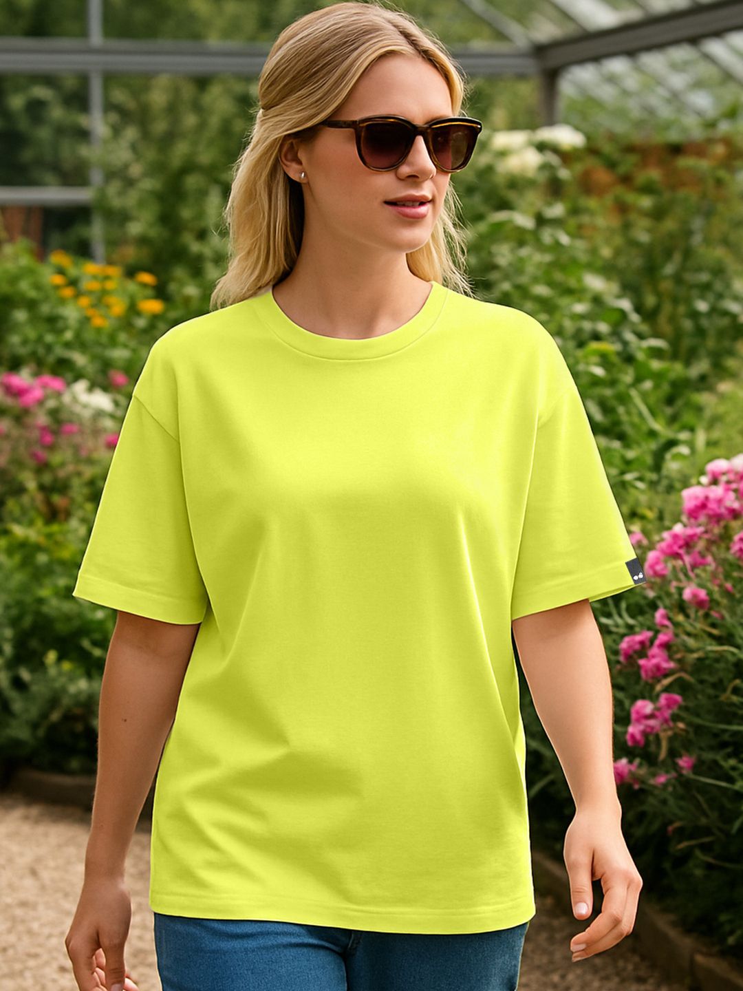 Bewakoof Women Solid Round Neck Pure Cotton Oversized T-shirt