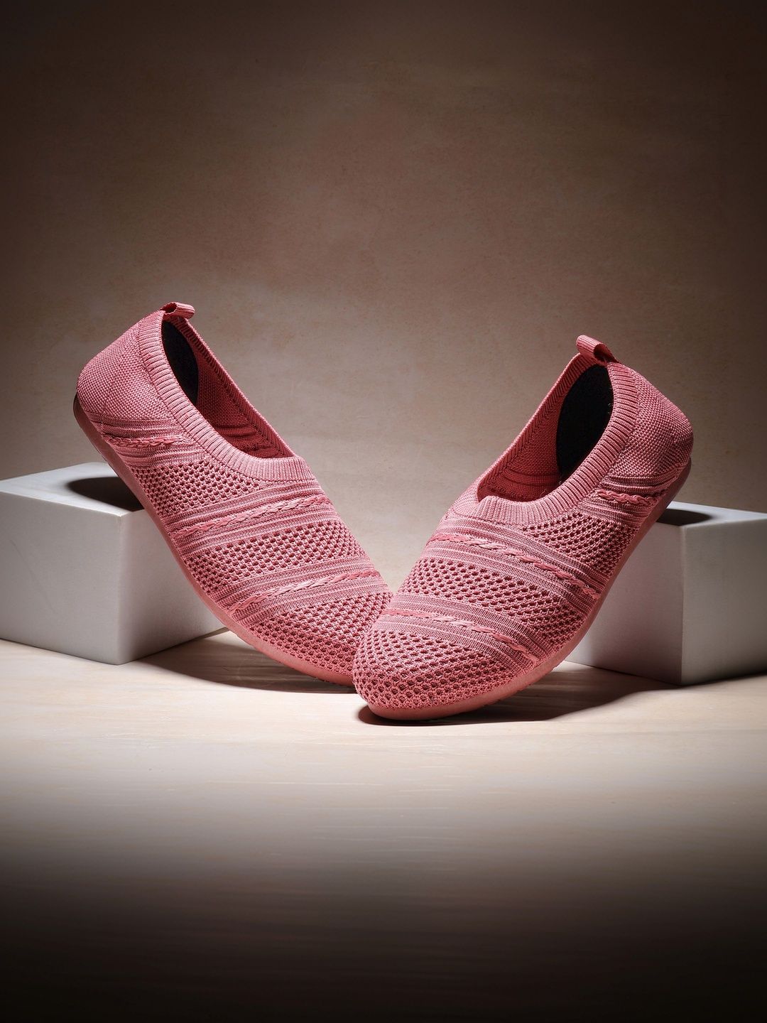 ASIAN Women Textured Slip-On Sneakers