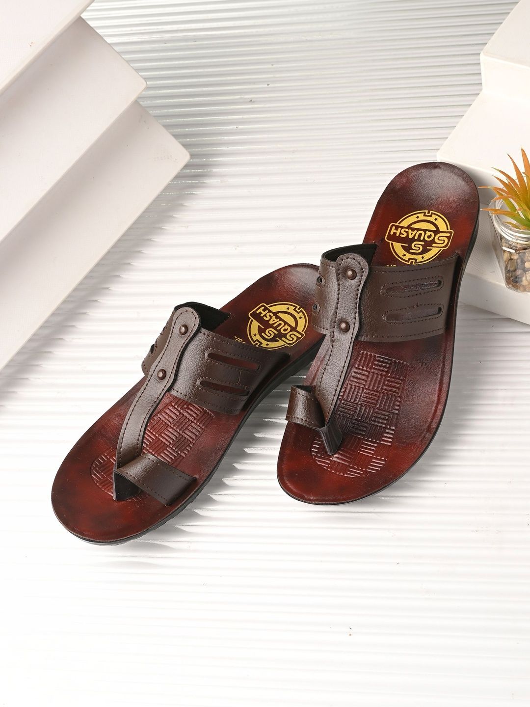 SQUASH Men Thong Flip-Flops