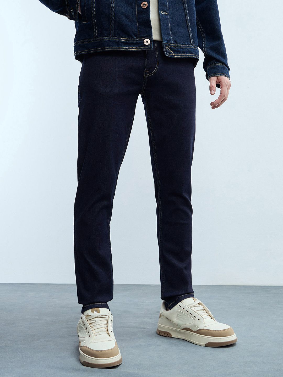 Flying Machine Men Tapered Fit Mid-Rise Stretchable Jeans