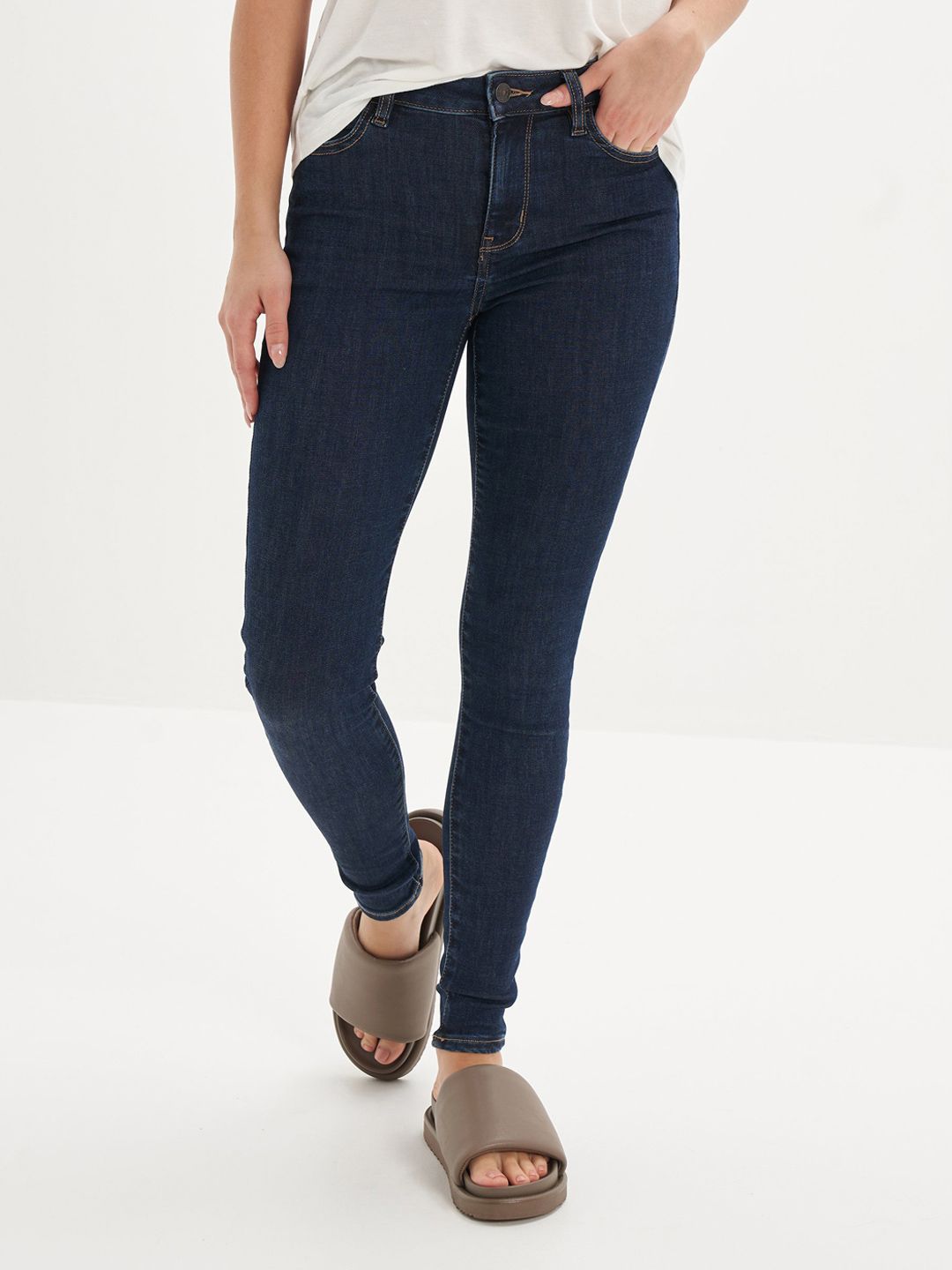 AMERICAN EAGLE OUTFITTERS Women Blue Slim Fit Jeans