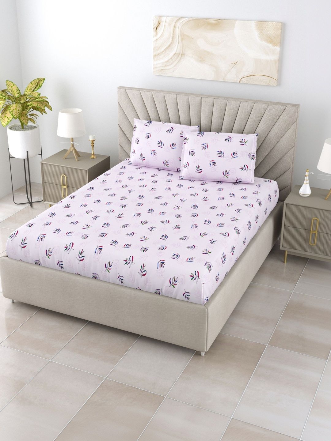 BOMBAY DYEING BOMBAY DYEING Pink 164 TC King Bedsheet with 2 Pillow Covers