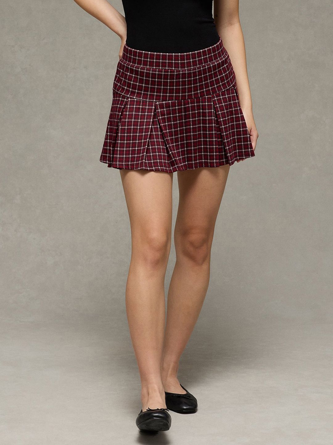 AMERICAN EAGLE OUTFITTERS Checked A-Line Mini Skirt