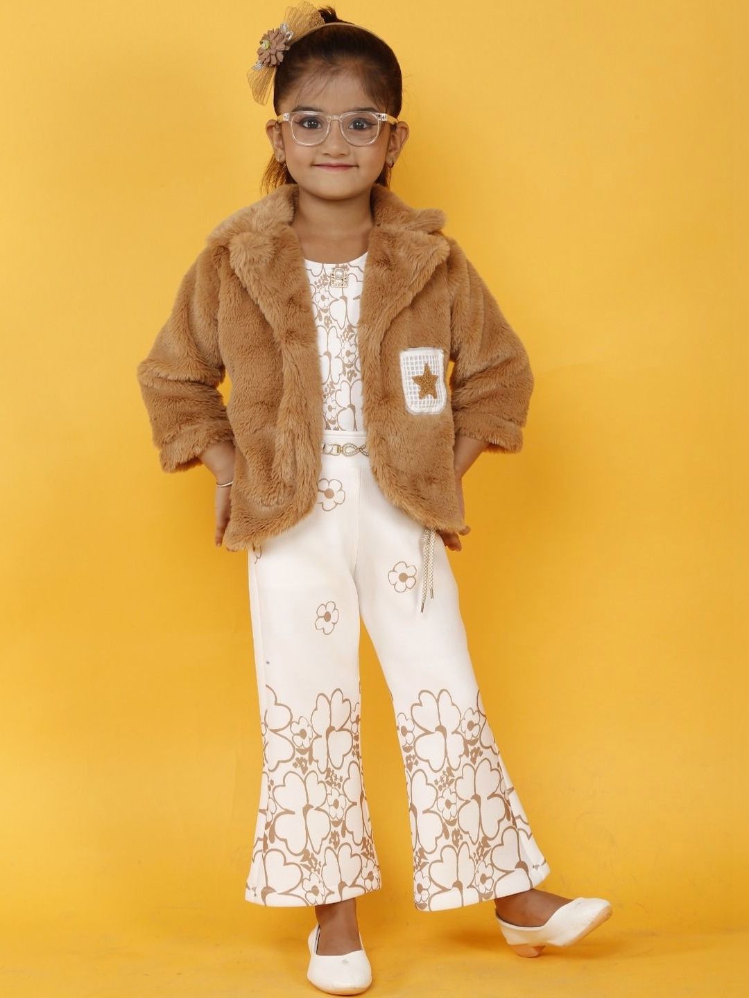 NUTTY BUTTY Girls Printed Top with Trousers