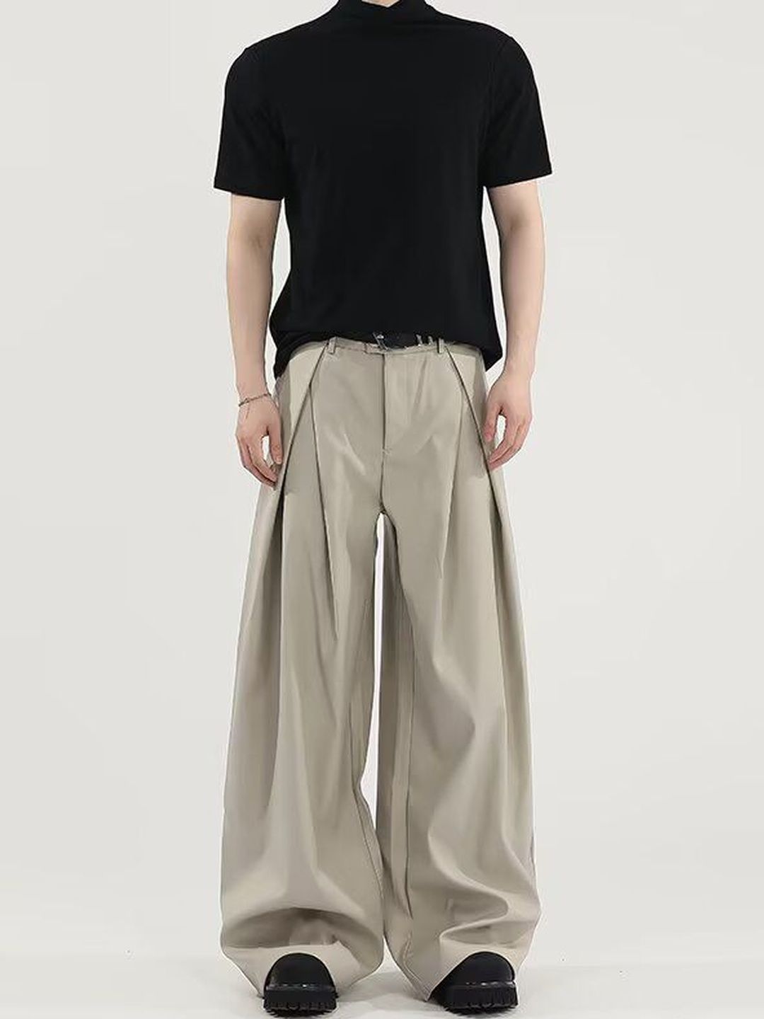 StyleCast x Revolte Men Flared Easy Wash Pleated Trousers