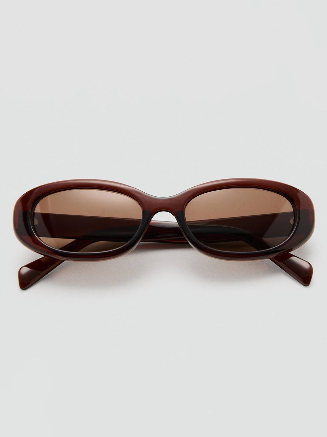 Oval Sunglasses with UV Protected Lens