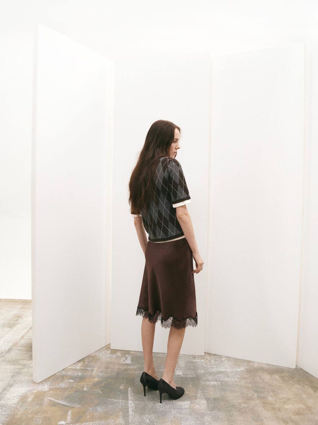 Mid-Rise Lace Inserts Satin Finish Straight Midi Skirt