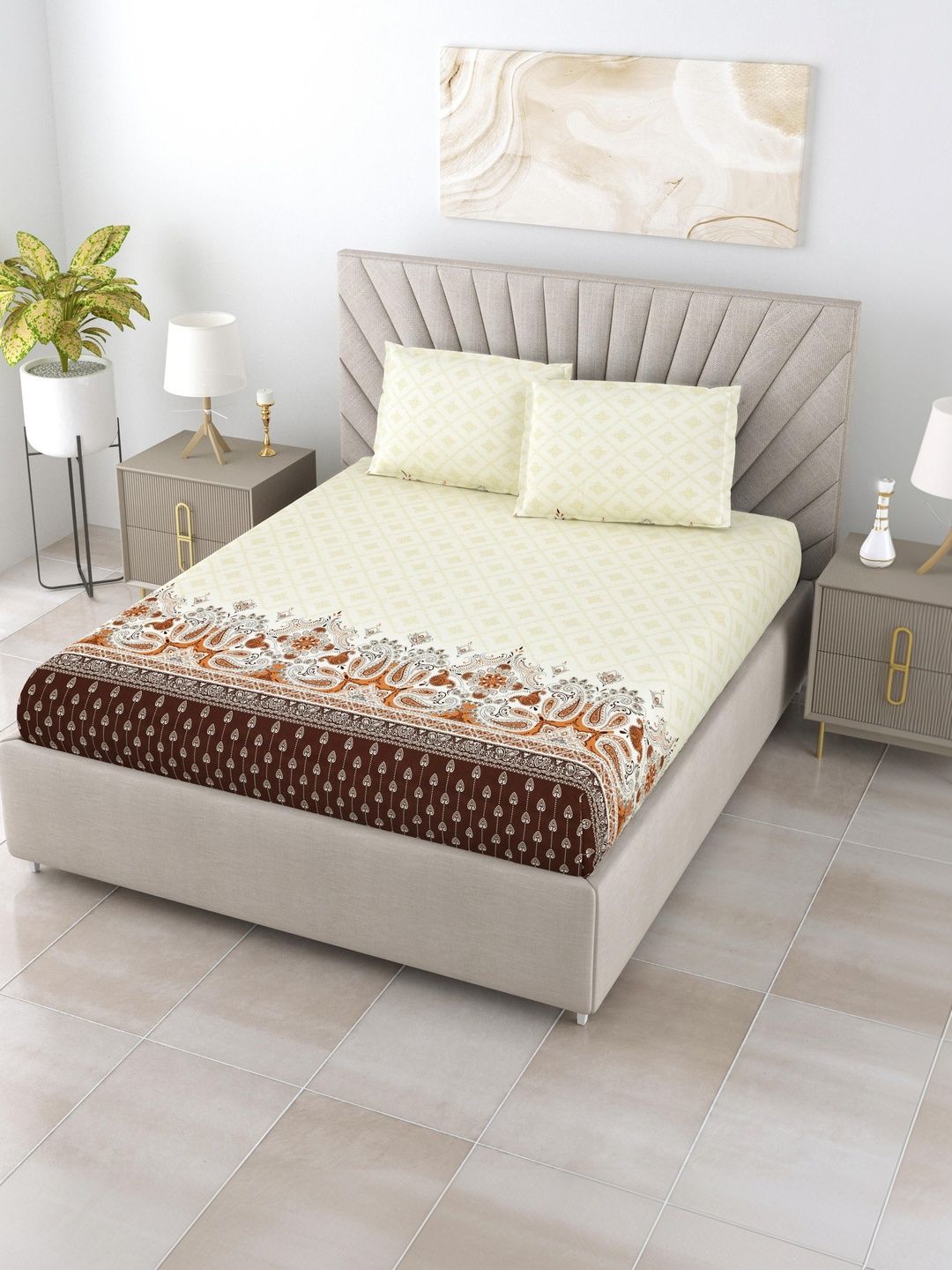 BOMBAY DYEING BOMBAY DYEING Cream-Coloured 210 TC King Bedsheet with 2 Pillow Covers