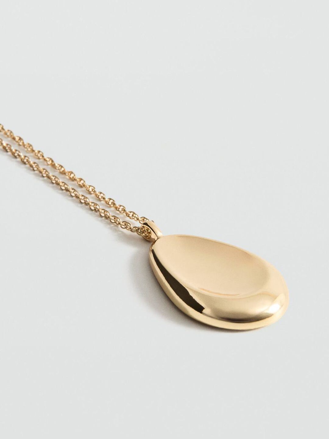 Minimal Pendant Necklace