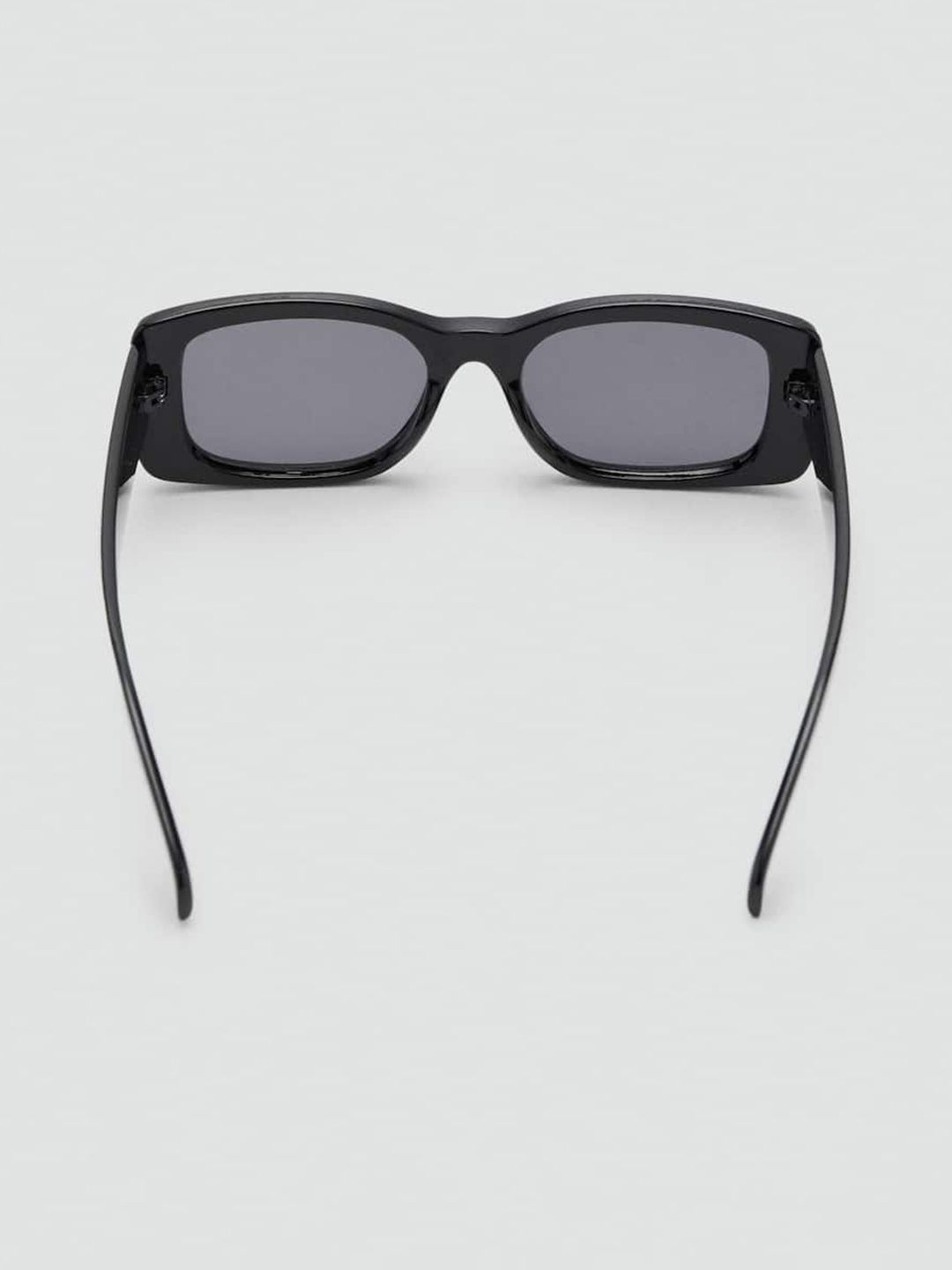 Rectangle Sunglasses with UV Protected Lens
