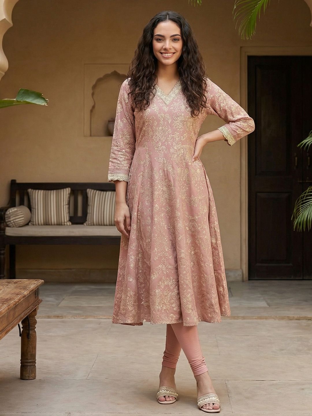 Printed Thread Work Kurta W Floral Printed Thread Work Kurta