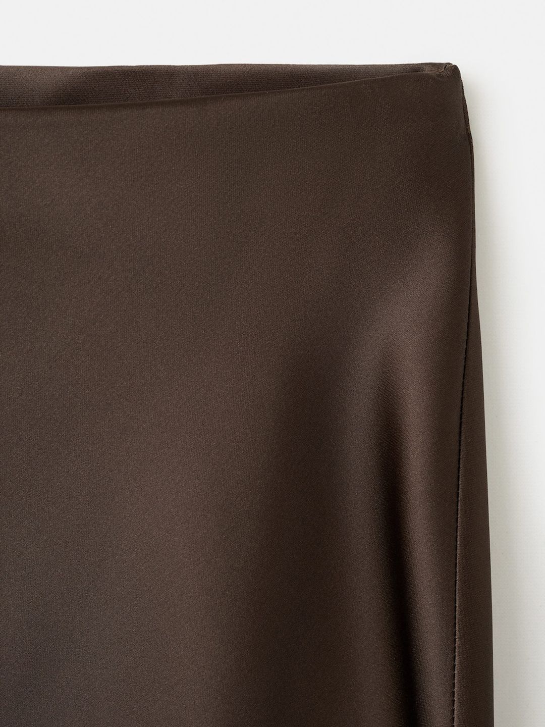 Mid-Rise Lace Inserts Satin Finish Straight Midi Skirt