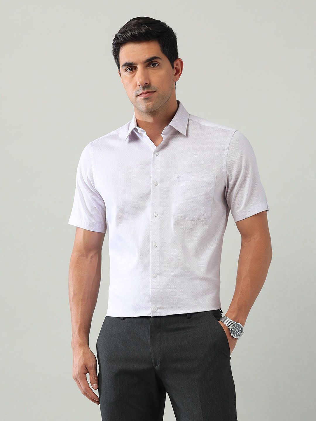 Arrow Men Classic Fit Spread Collar Micro Ditsy Printed Cotton Casual Shirt