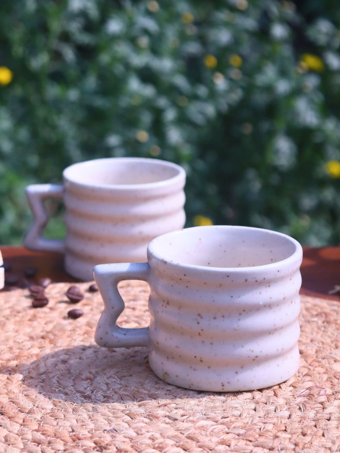 WEAVING HOMES White 2 Pieces Textured Ceramic Glossy Mugs-210 ml Each