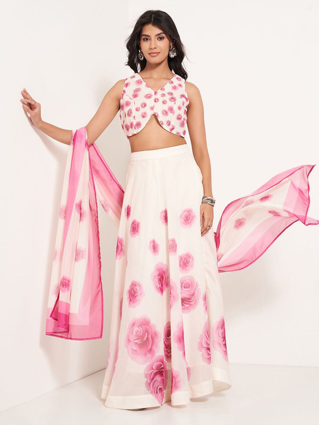 RANGMANCH BY PANTALOONS Floral Printed V-Neck Lehenga With Choli & Dupatta