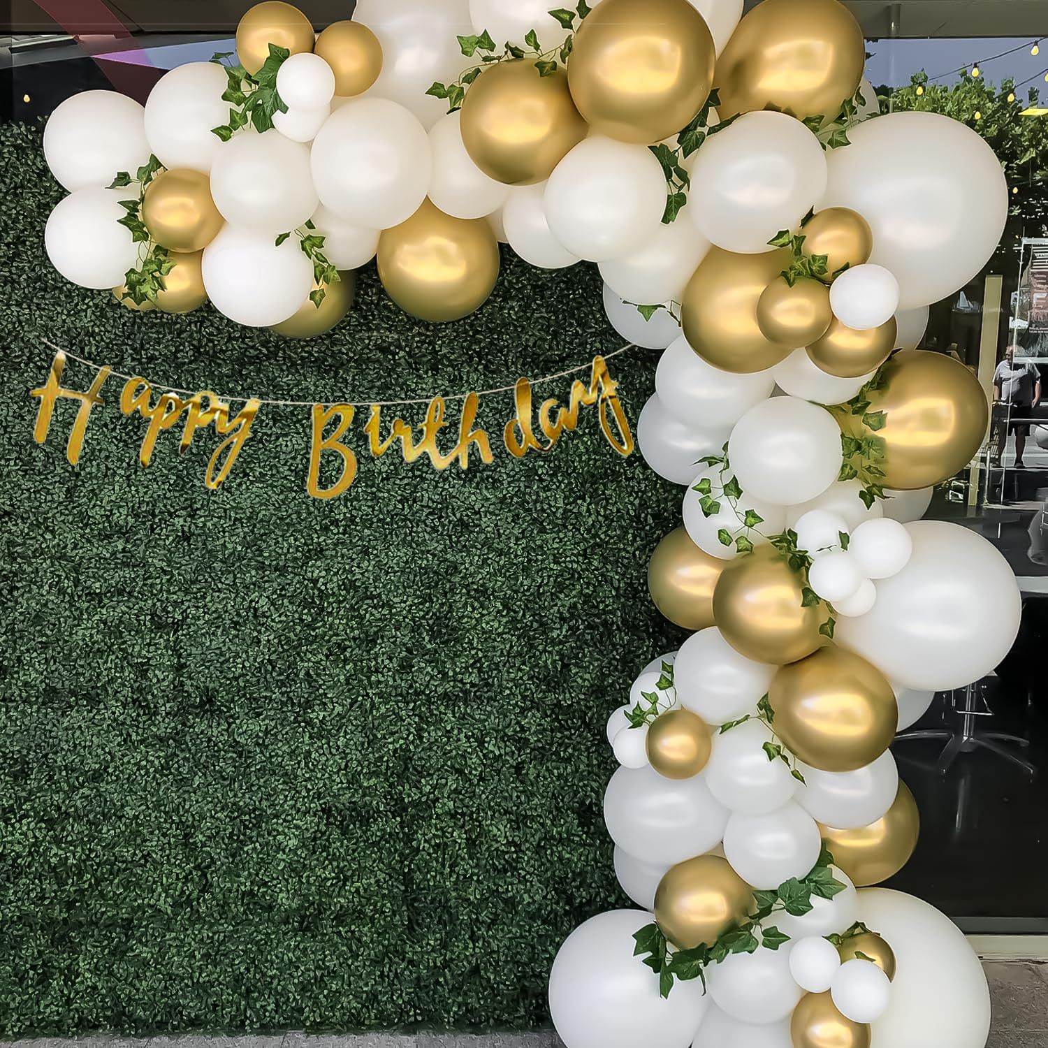Special You 65-Pcs White & Green Festive Decors