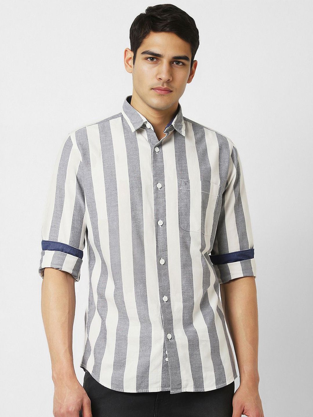 VAN HEUSEN DENIM LABS Men Slim Fit Opaque Striped Casual Shirt