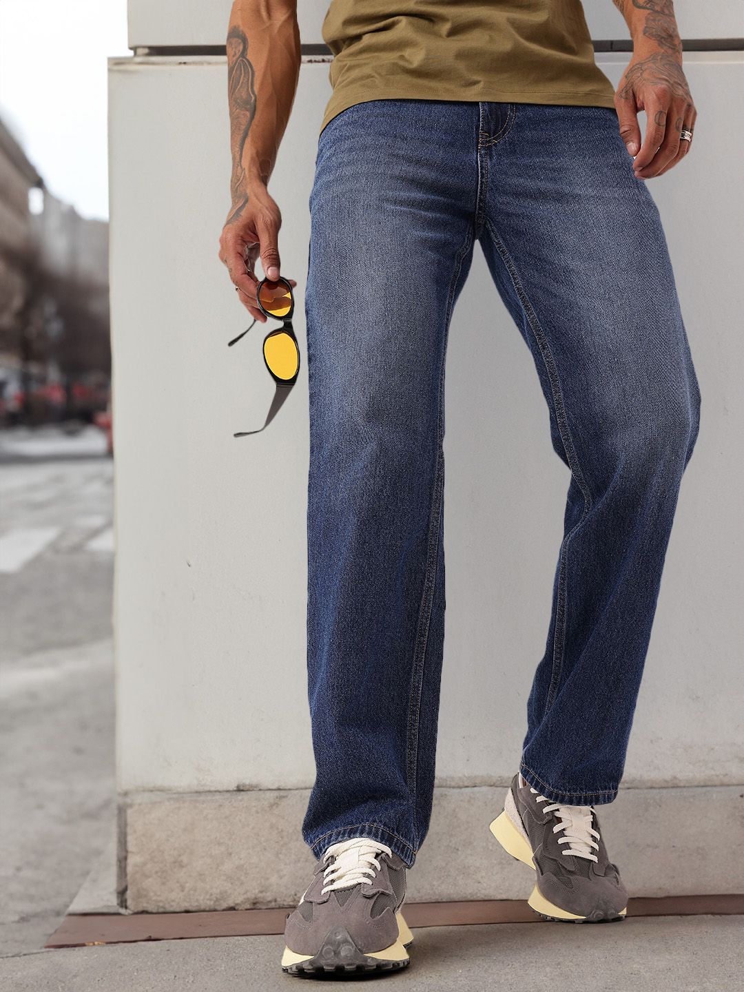 Kook N Keech Men Straight Fit Faded Jeans deal from myntra