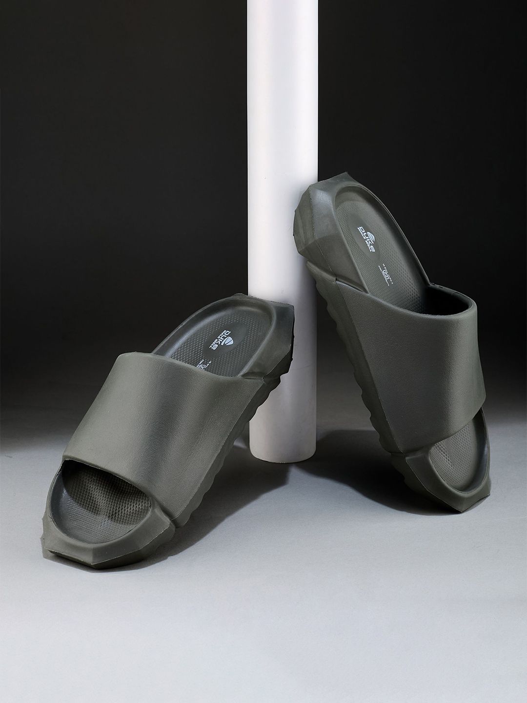 DUKE Men Zenstep Sliders