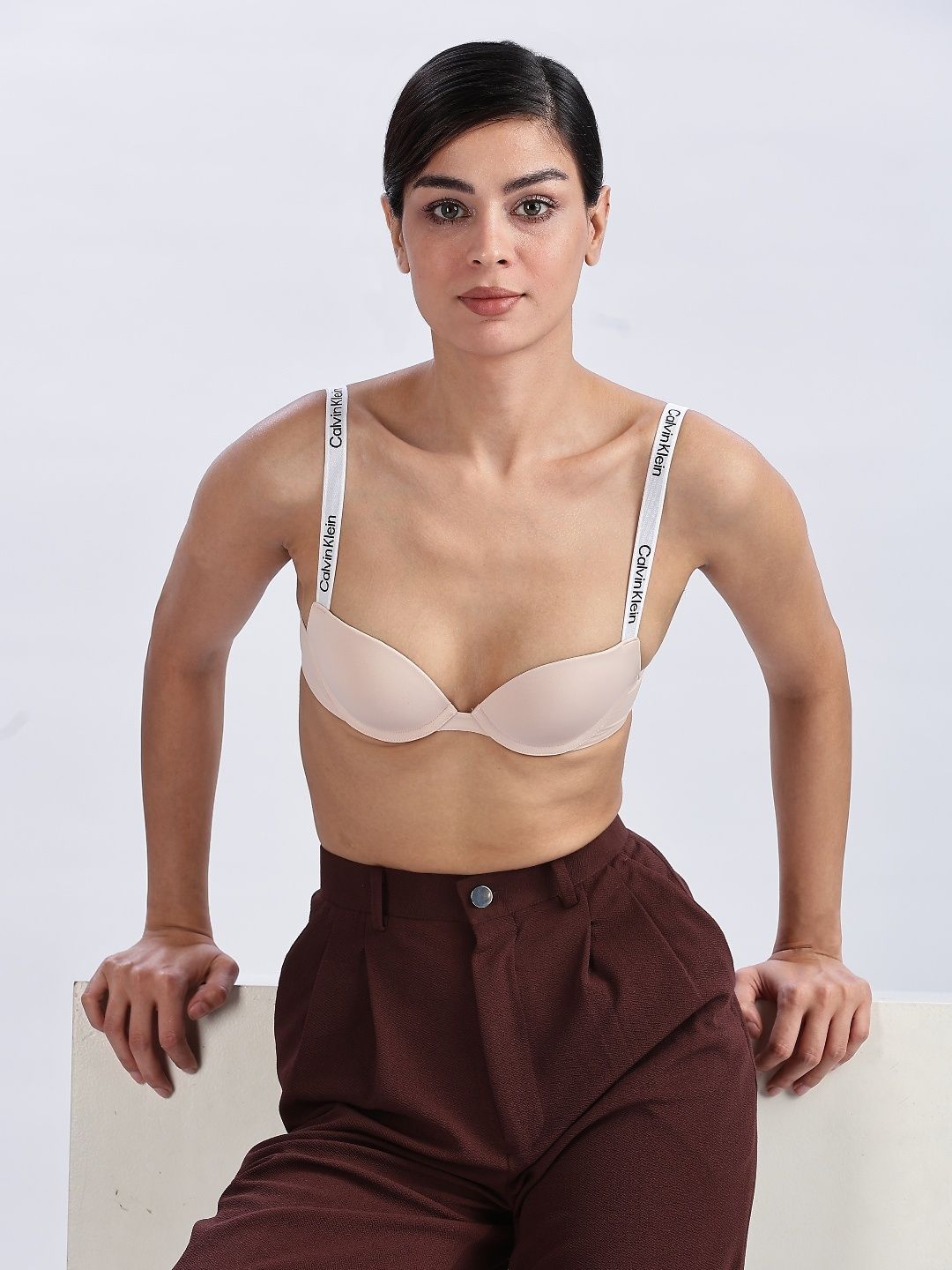 Calvin Klein Underwear Bra Medium Coverage Underwired Lightly Padded