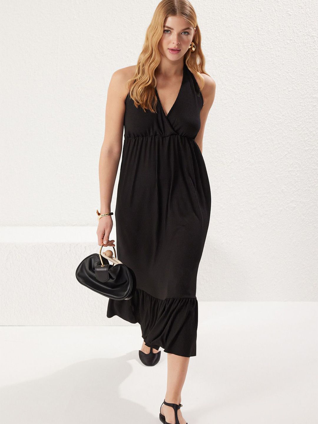 Trendyol Halter Neck Empire Midi Dress