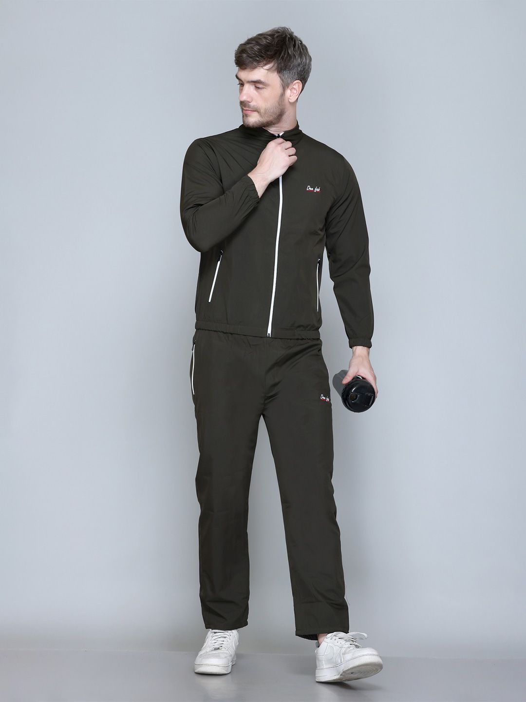 Deefab's Mock Neck Zipper Tracksuit