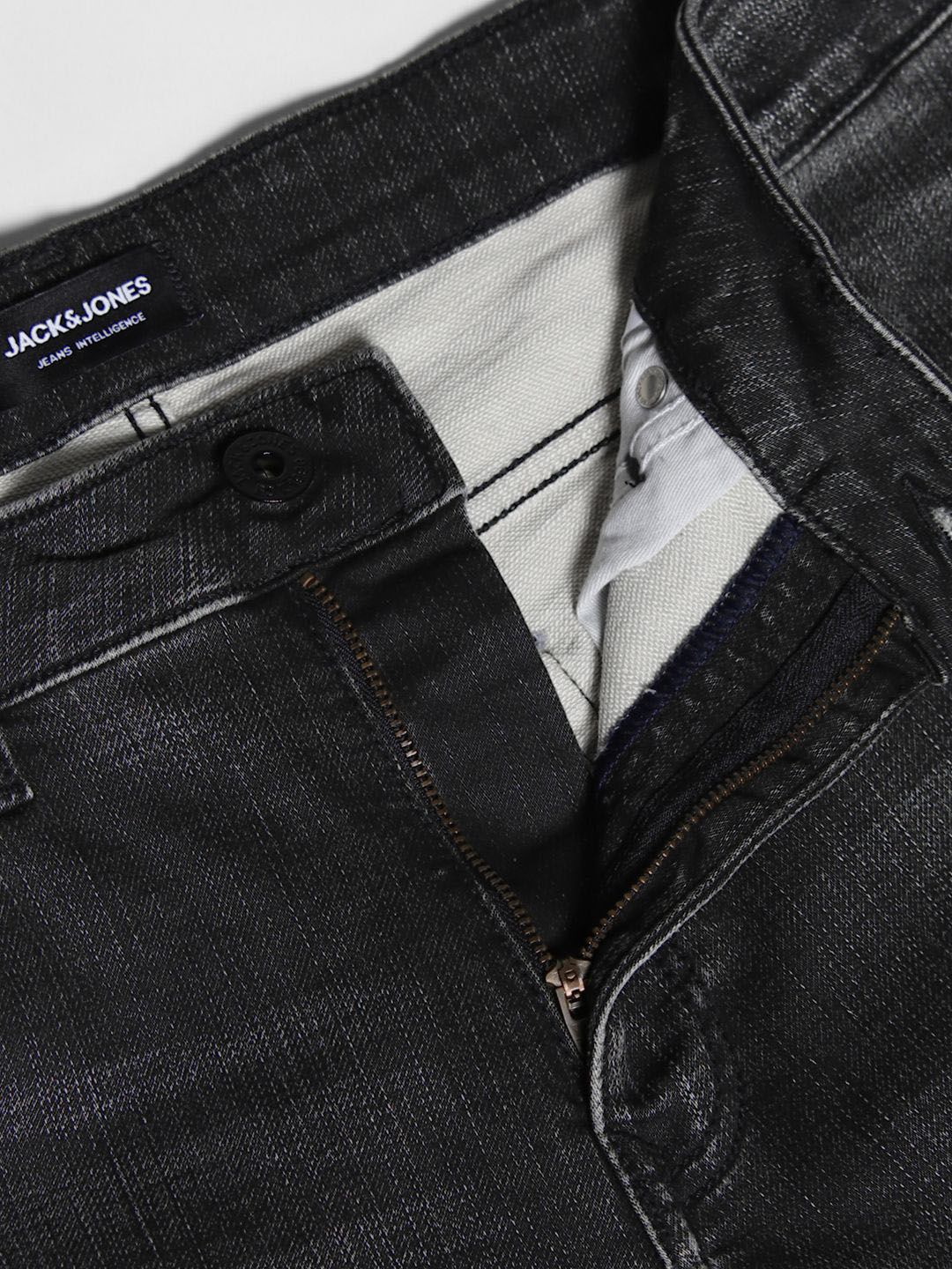 Clark Low-Rise Light Fade Stretchable Jeans
