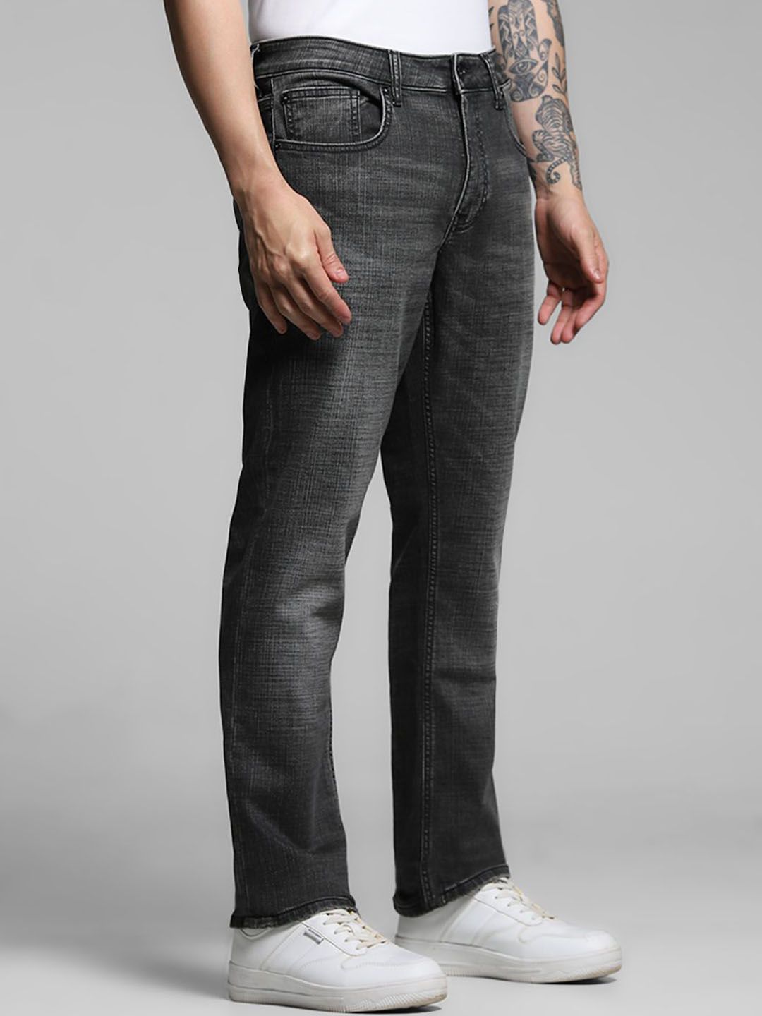 Clark Low-Rise Light Fade Stretchable Jeans